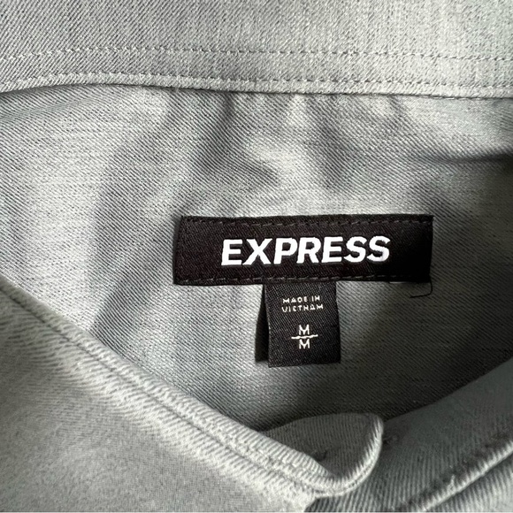 EXPRESS LIGHT GRAY BUTTON DOWN COLLARED SHIRT SIZE MEDIUM - Picture 6 of 7